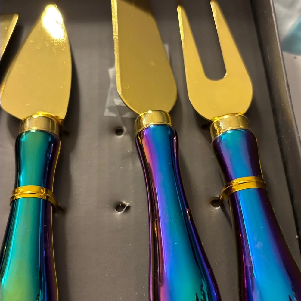 Thirstystone Iridescent Gold Cheese Knife Set Brand New